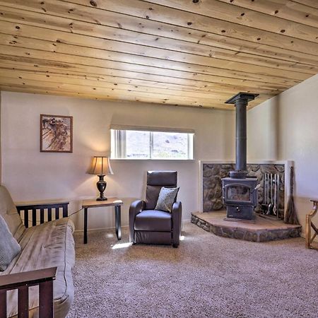 Rustic Bullhead City Retreat With Porch And Views ภายนอก รูปภาพ