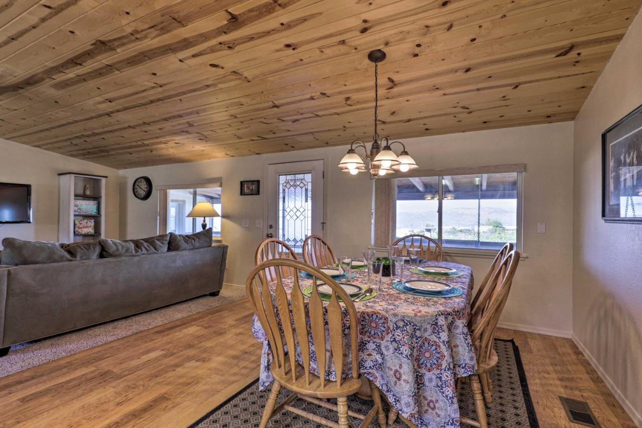 Rustic Bullhead City Retreat With Porch And Views ภายนอก รูปภาพ