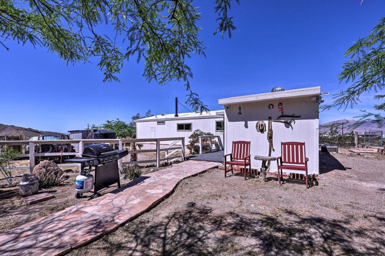 Rustic Bullhead City Retreat With Porch And Views ภายนอก รูปภาพ