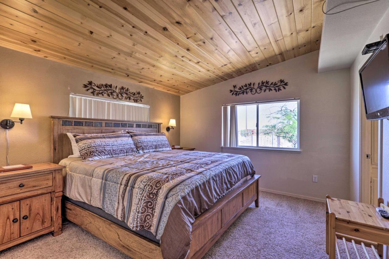 Rustic Bullhead City Retreat With Porch And Views ภายนอก รูปภาพ
