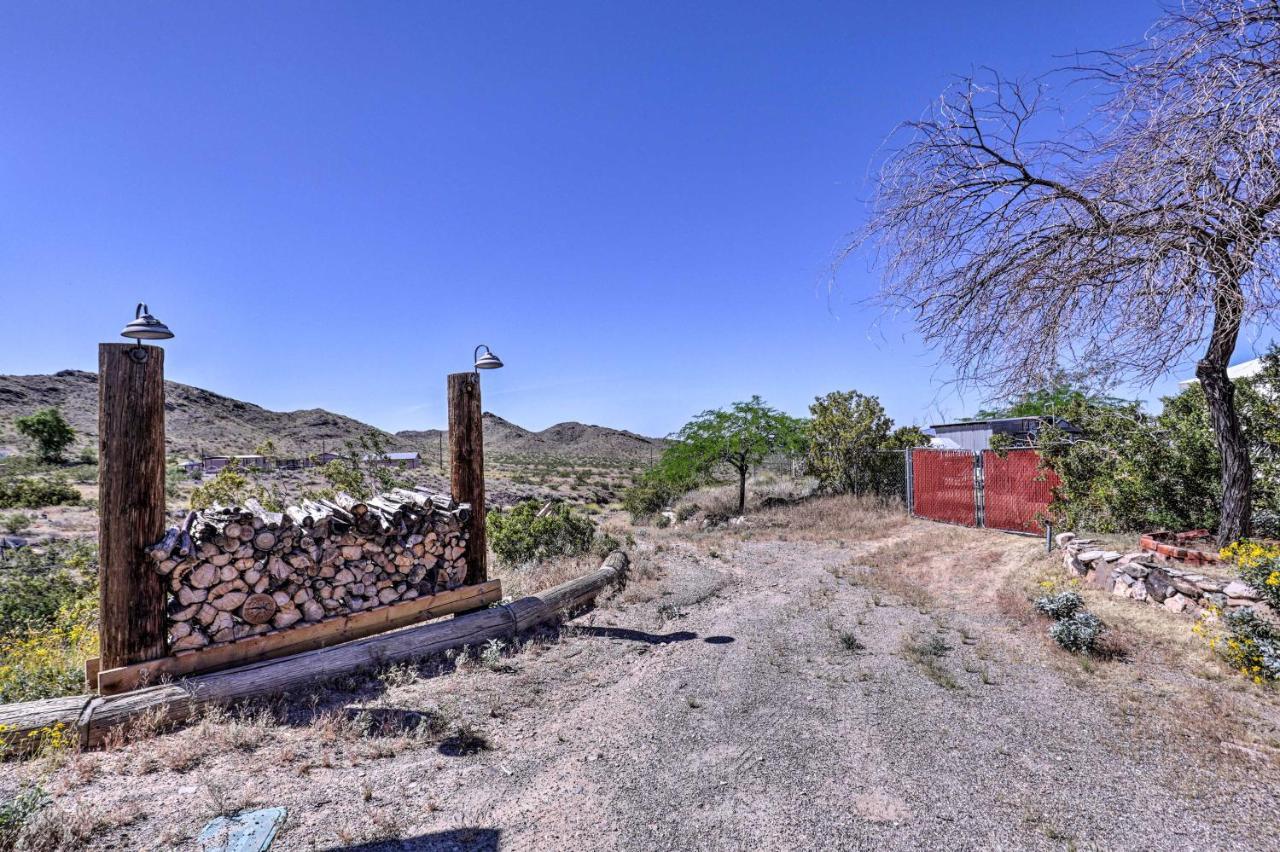 Rustic Bullhead City Retreat With Porch And Views ภายนอก รูปภาพ
